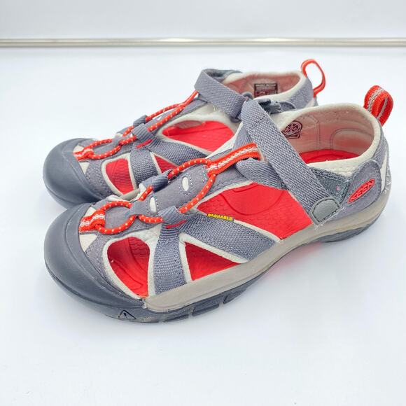 KEEN Kid's Venice H2 Waterproof Grey/Red Close Toes Sandals Size 3 - Picture 1 of 7